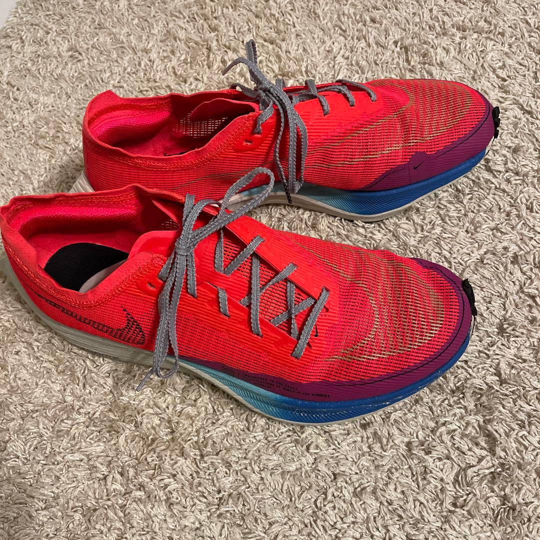 美品ナイキNIKEズームXヴェイパーフライネクスト%2 BY you 28cm