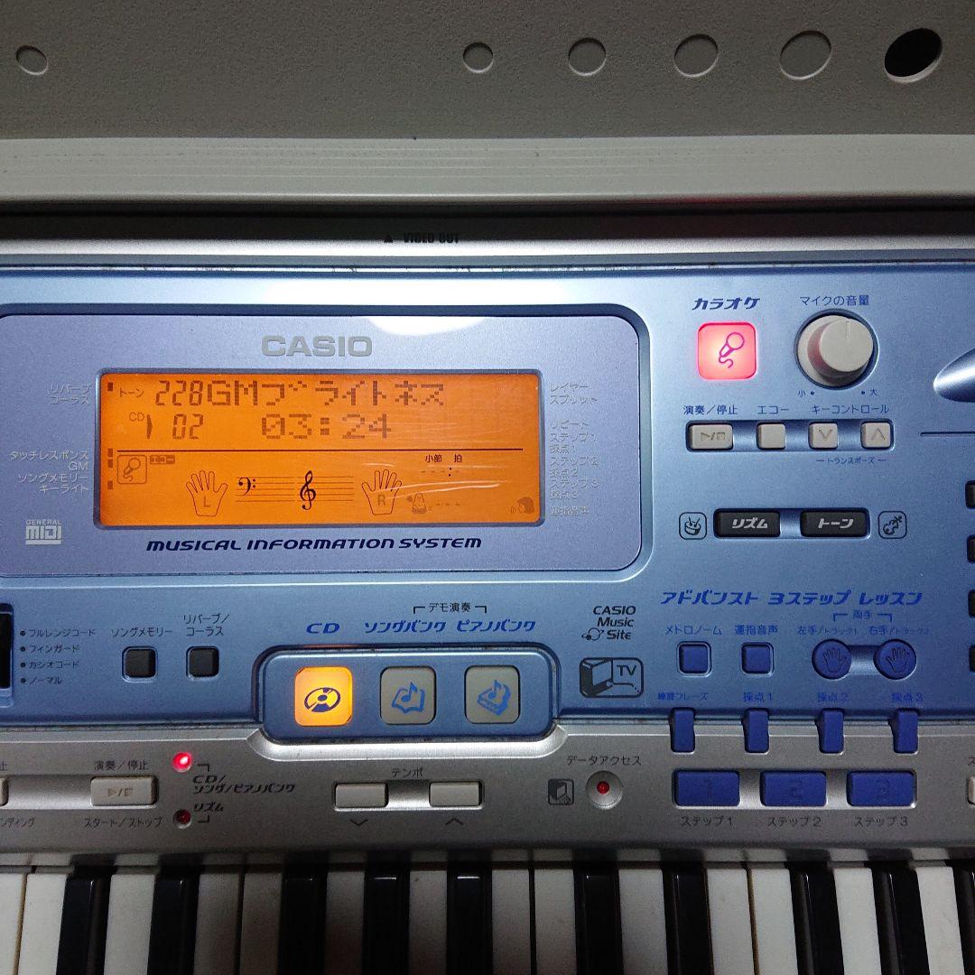 CASIO LK-100 61鍵盤電子キーボード 別売り持ち運べるケース付き