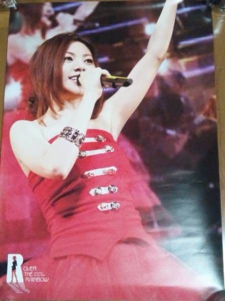 倉木麻衣OVER THE RAINBOW限定ポスター赤ドレス姿ショートカット!?
