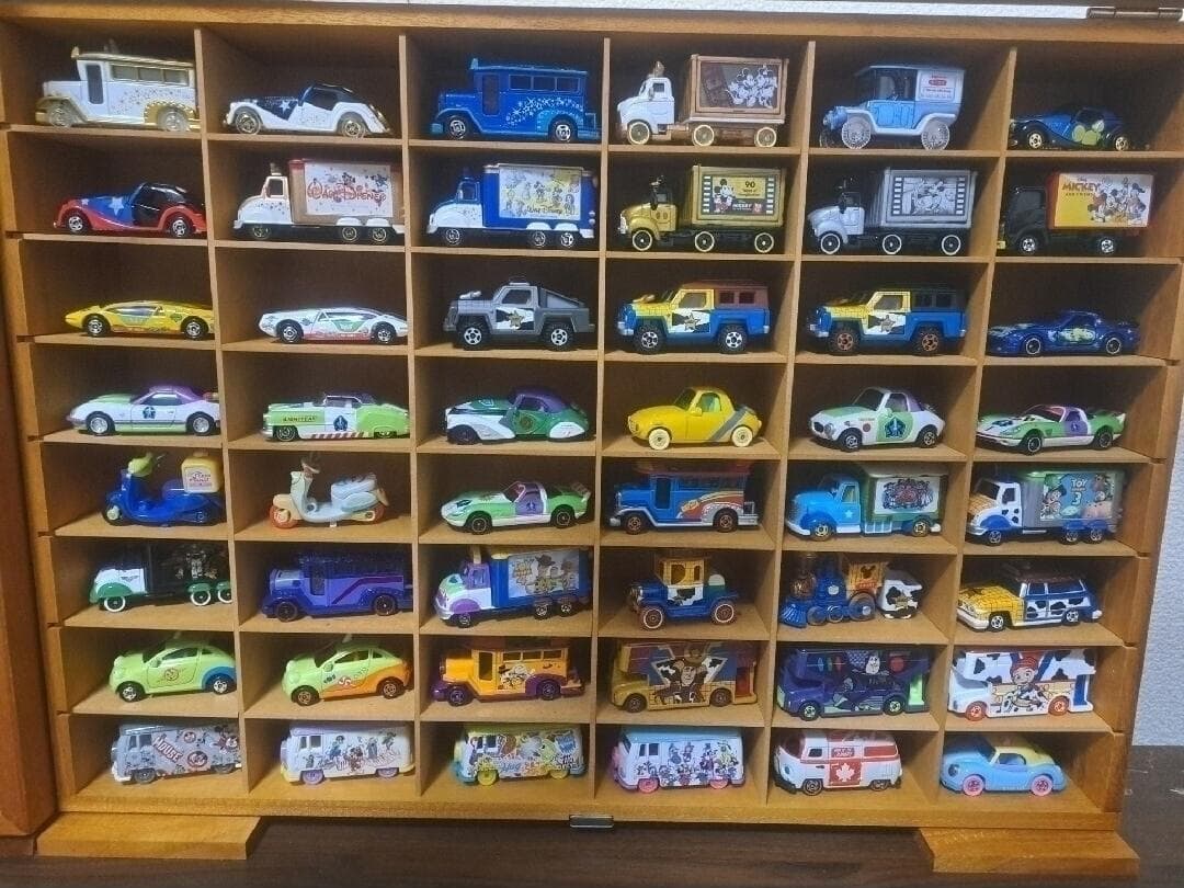 ディズニートミカ　ディズニーモータース　トミカ　まとめ売り　48台売り