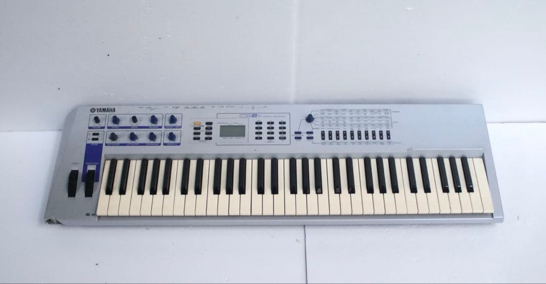 YAMAHA ヤマハ　61鍵　CS2xコントロールシンセサイザー