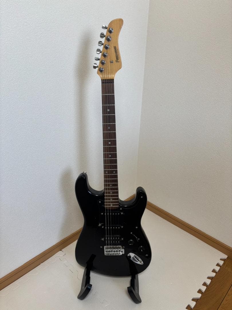 フェルナンデス ストラトキャスター エレキギター 黒 FERNANDES