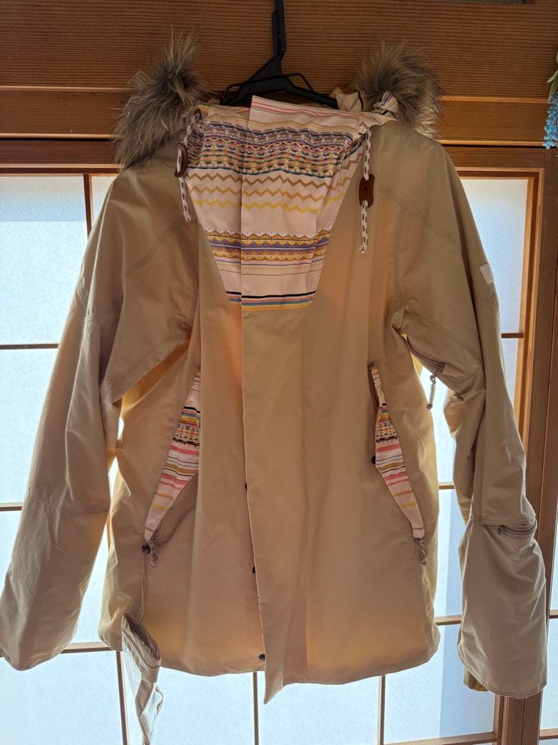 BURTON LIVINGLINING スノーボードウェア Mサイズ ベージュ