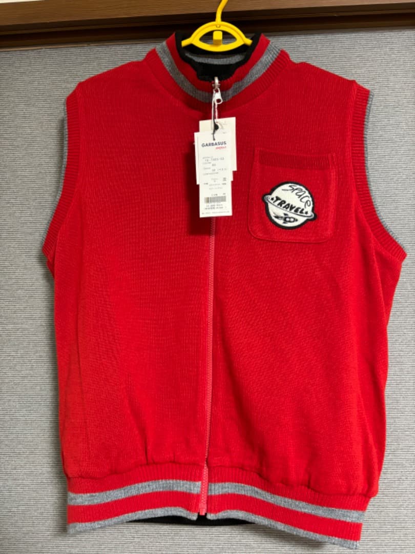 アンジェロガルバス　新品　ベスト