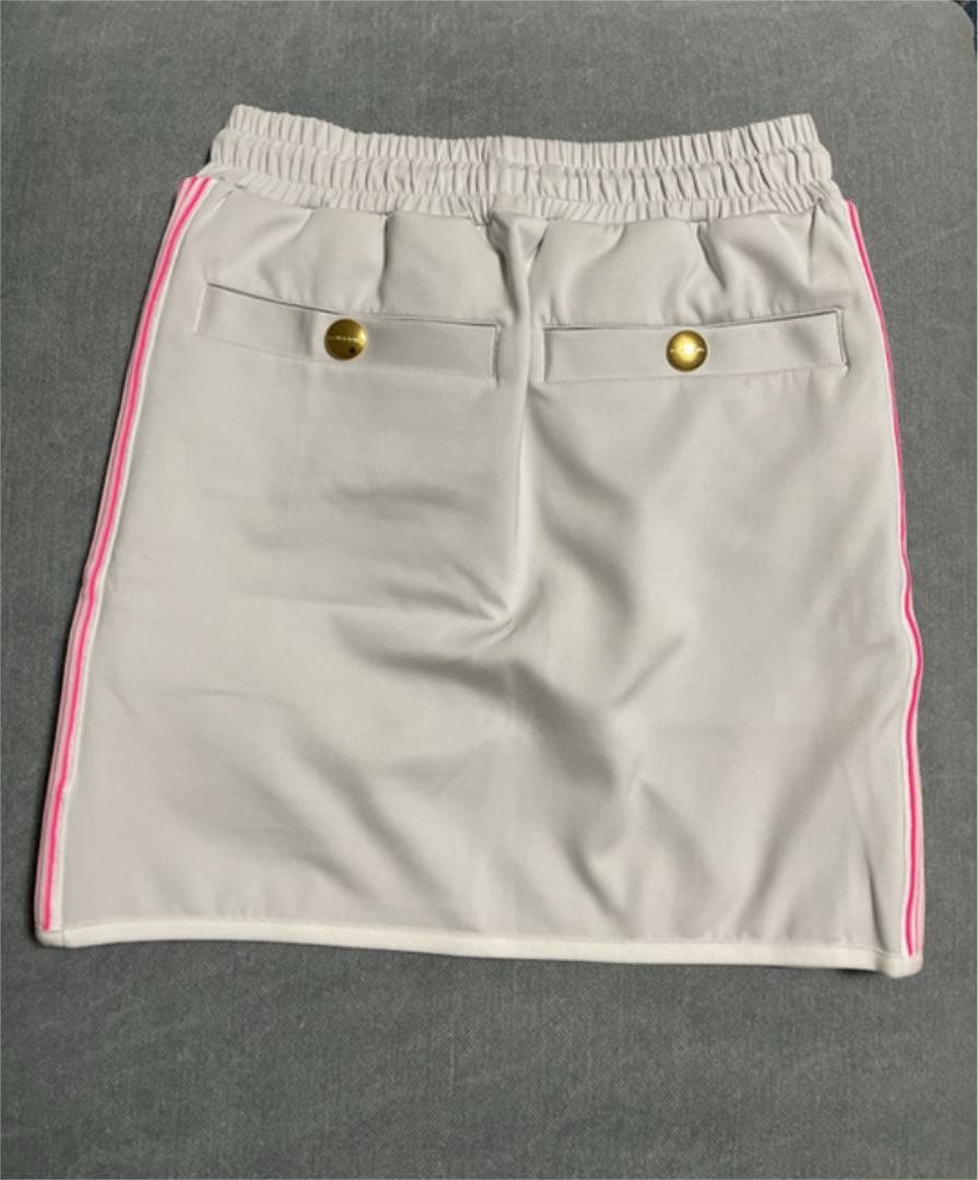 マークアンドロナ　新品　セットアップ