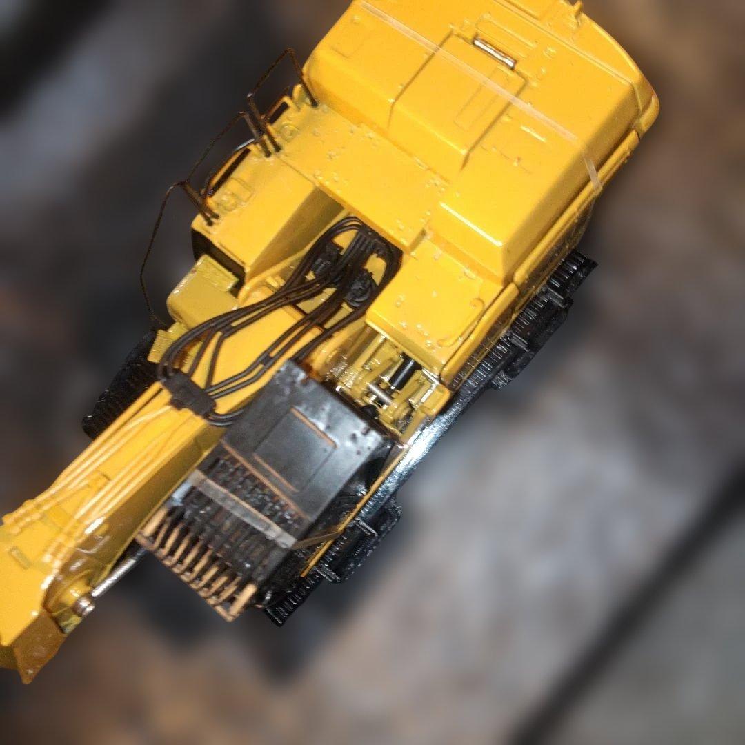 キャタピラー建機　CAT 352 高所作業解体機　1/50