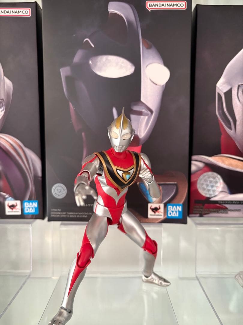 S.H.Figuarts 真骨彫 ウルトラマンガイア（V2）