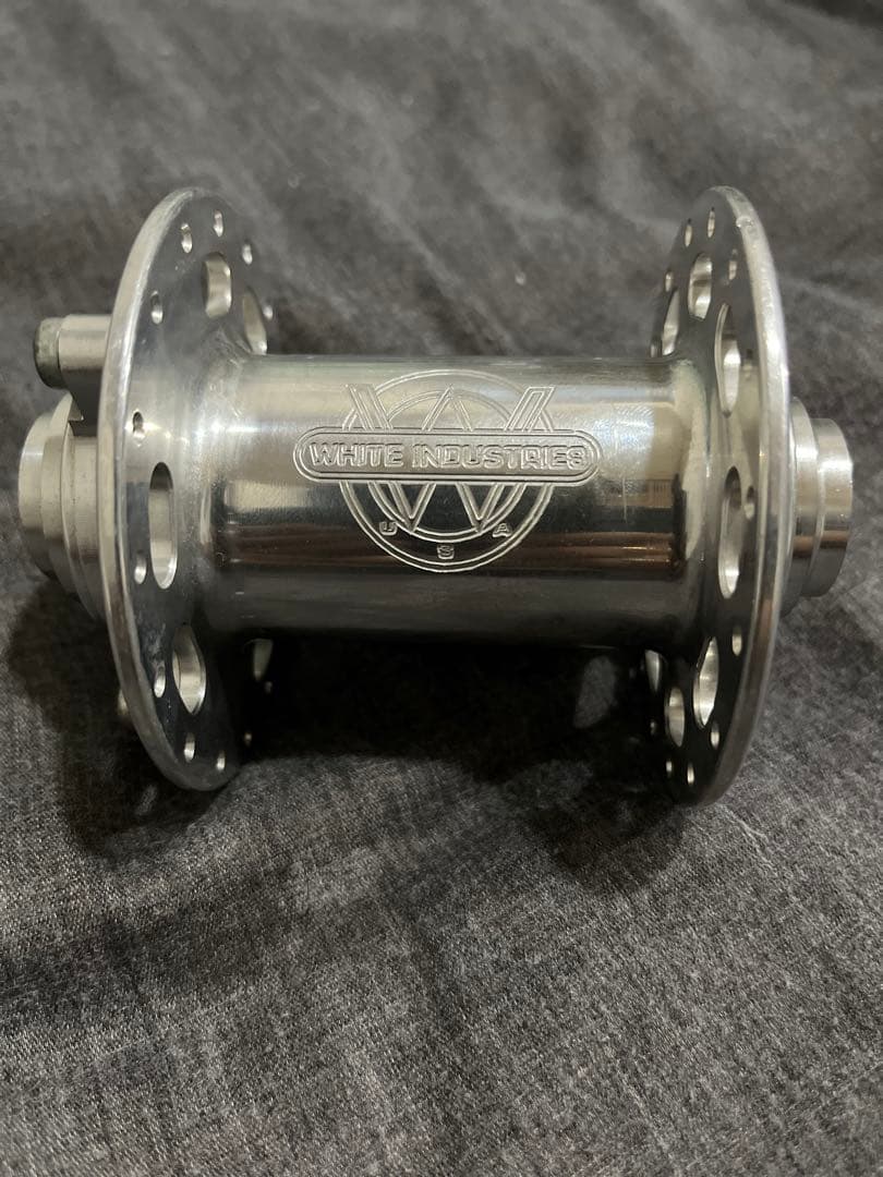 White Industries ハブ　32H