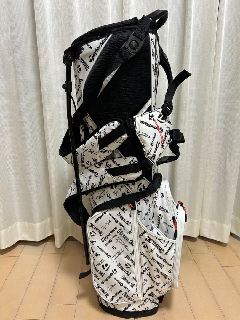 [土日週末特価！]TaylorMade キャディバッグ スタンド付き