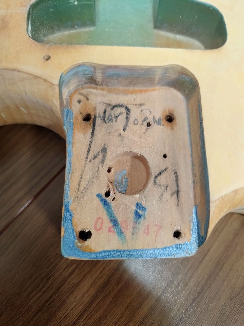 メ*ネ様 Fender Mexico Stratocaster 未組立 未塗装