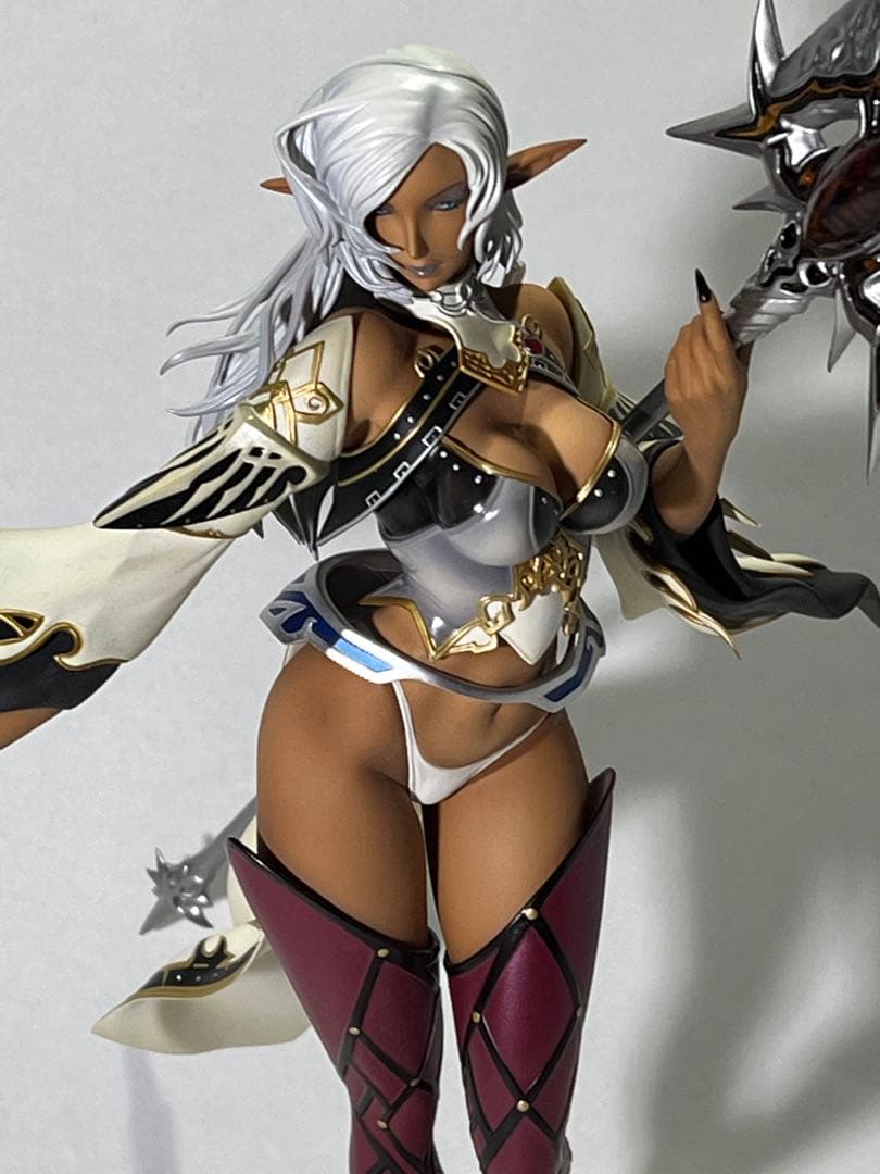 【訳あり】　リネージュⅡ 褐色　ダークエルフ　フィギュア