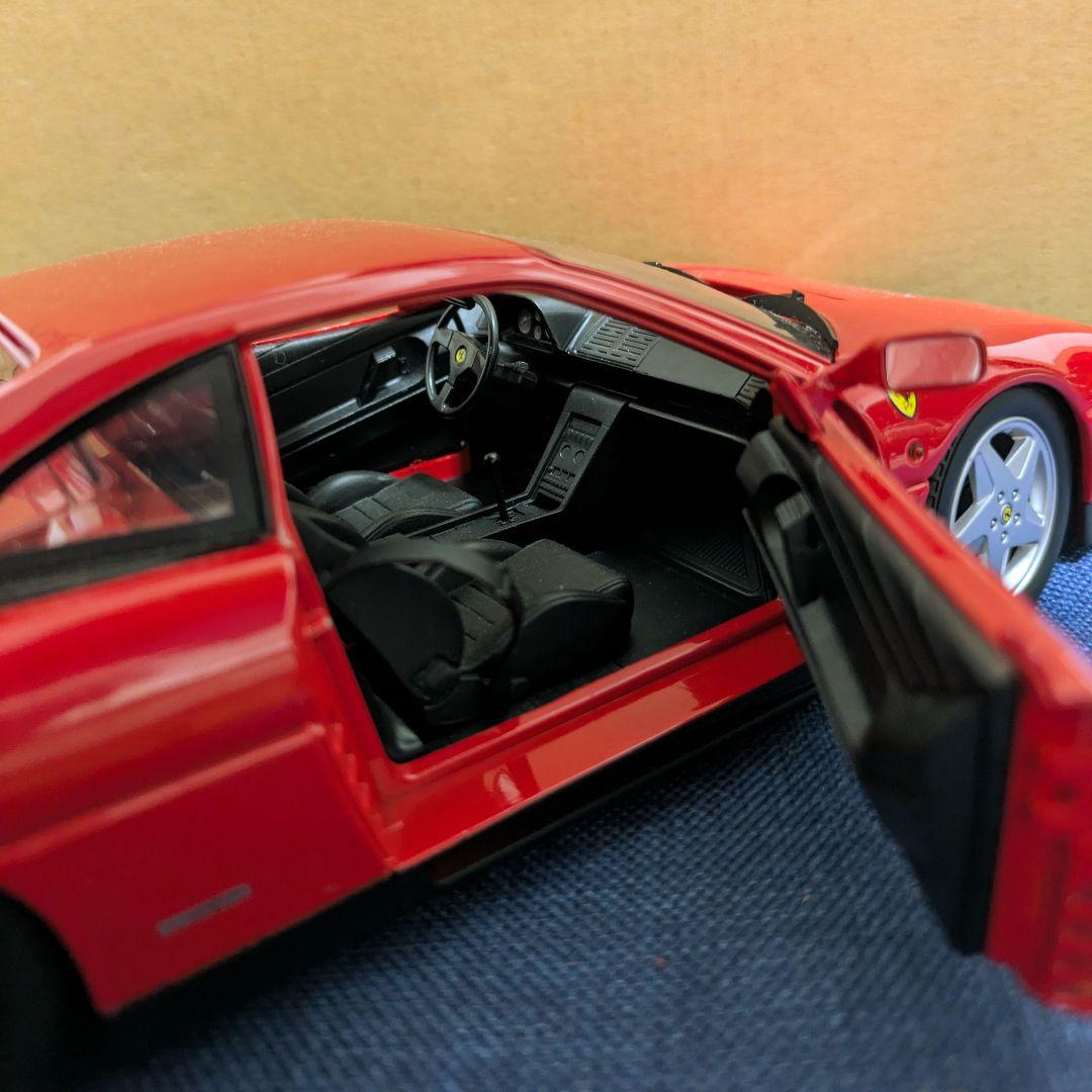 Ferrari 348 1/18　ホットウィール　箱無