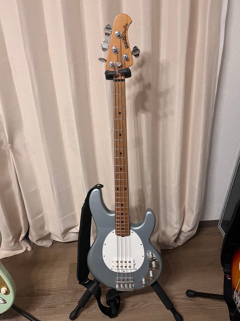 ミュージックマン StingRay Special シルバー