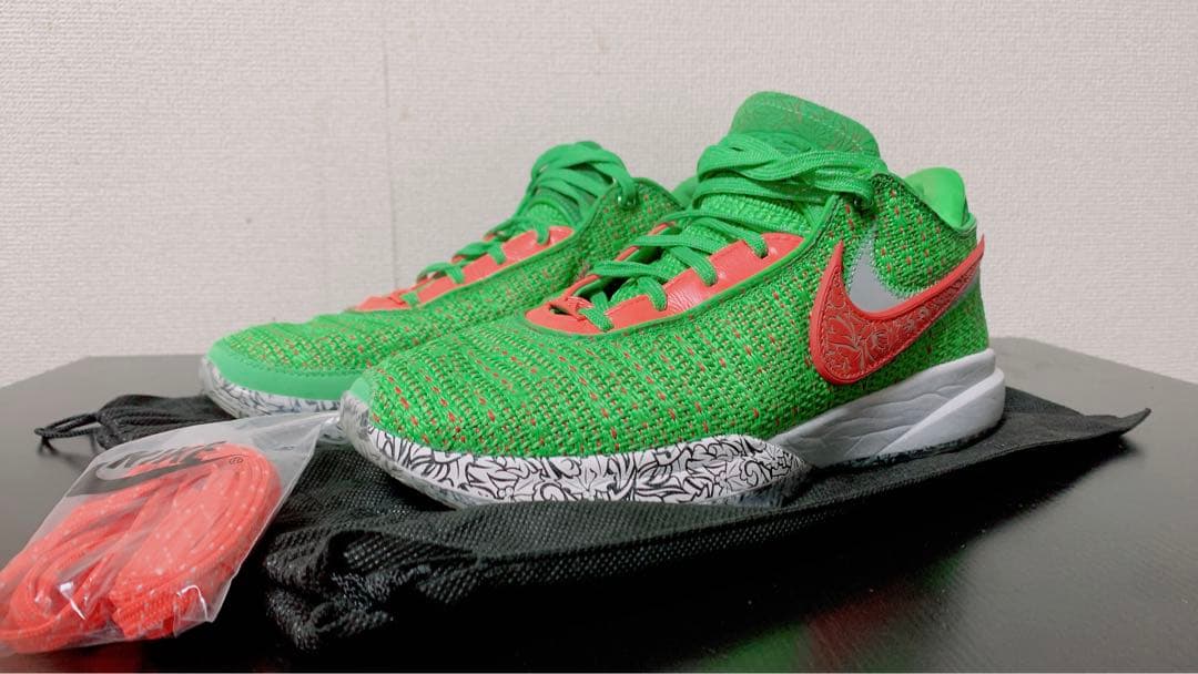 Nike LEBRON 20 \