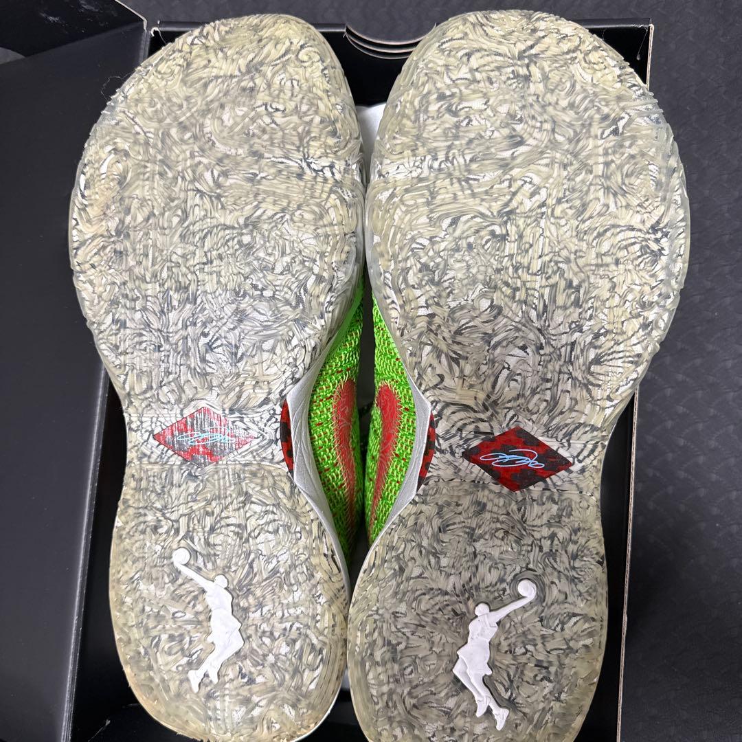 Nike LEBRON 20 \"Christmas\" レブロン20