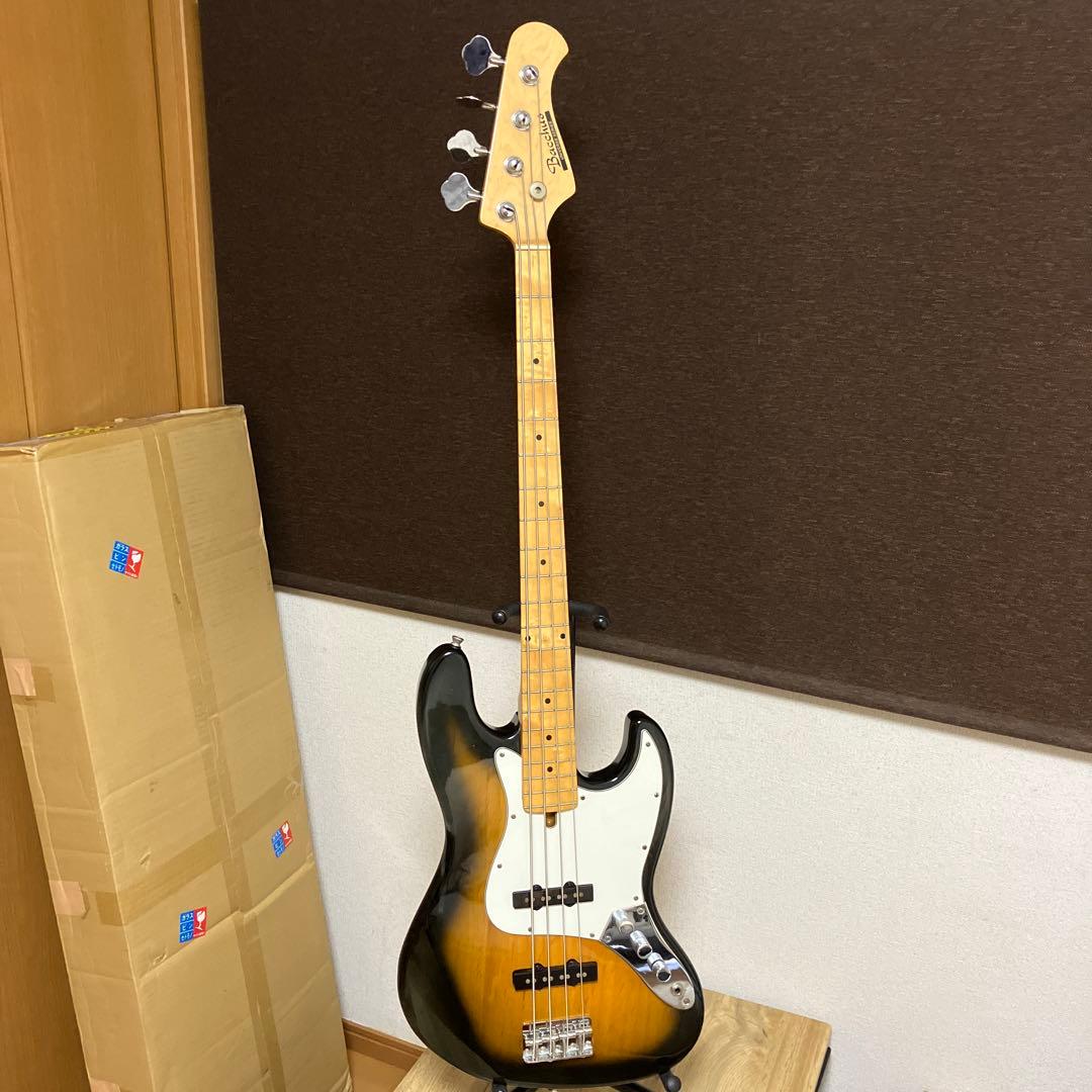 初期ロゴ　バッカス　ユニバース　BJB-300M 改ジャズベース　美中古品