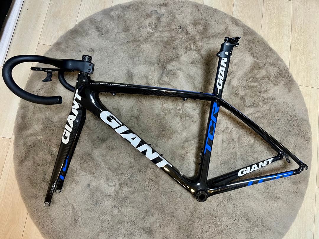 最終値下げ　GIANT TCR カーボンロードバイクフレーム　リムブレーキ