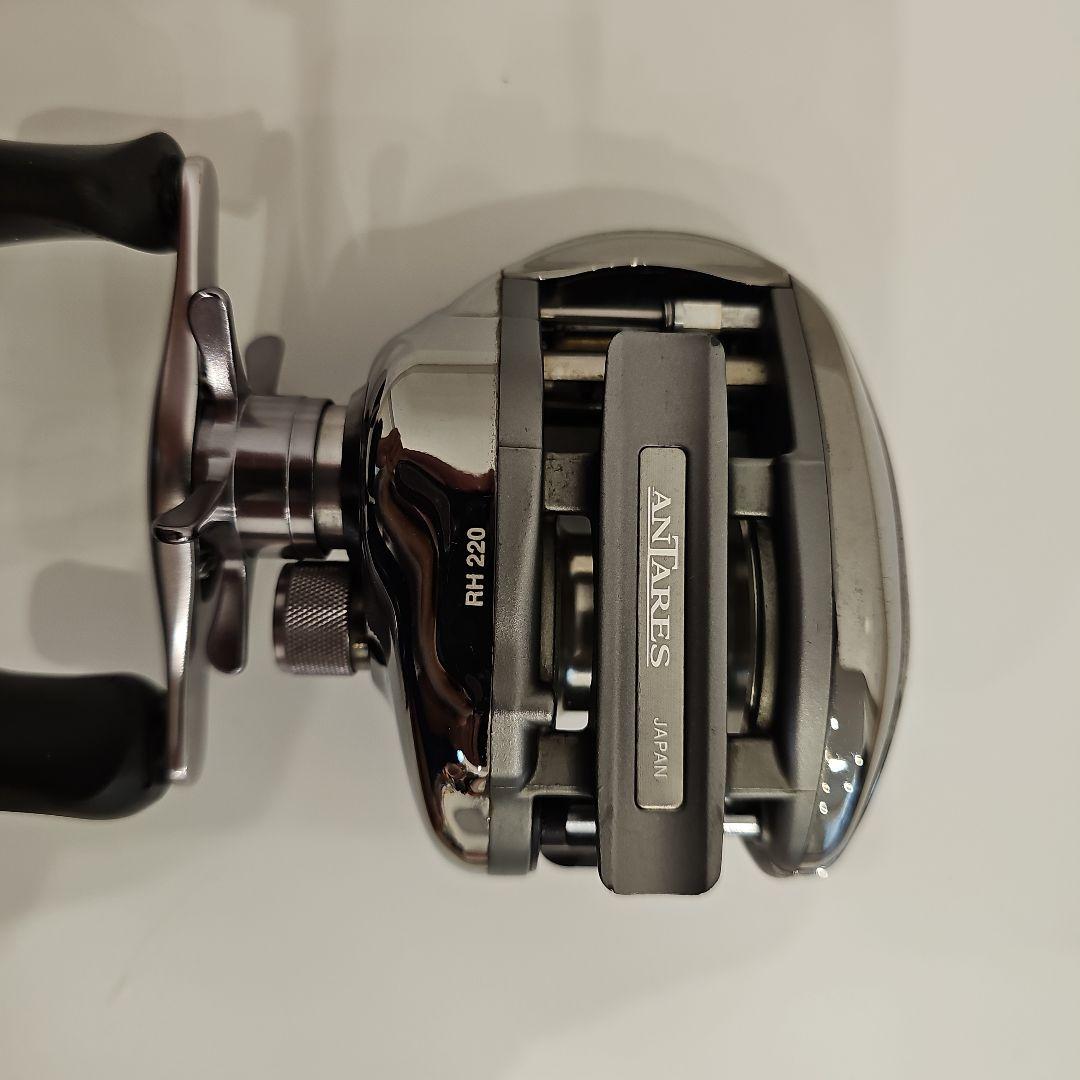 シマノ　初代アンタレス　 RH 220 　右巻き