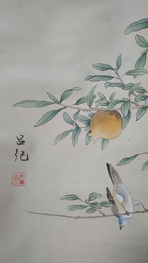 掛け軸大判 梅鳩図 銘あり 呂記 直筆