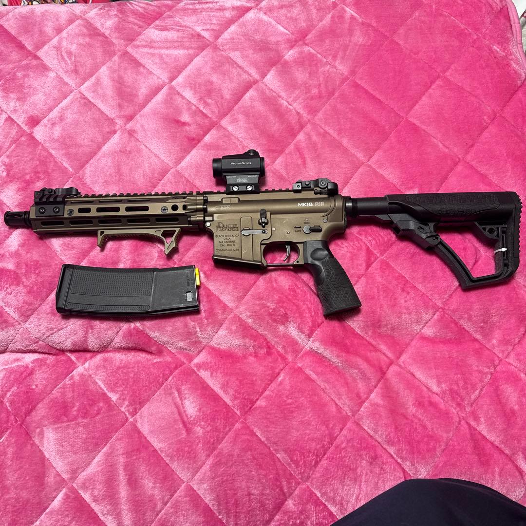 CYMA 東京マルイDaniel Defense M4 Carbine 電動ガン