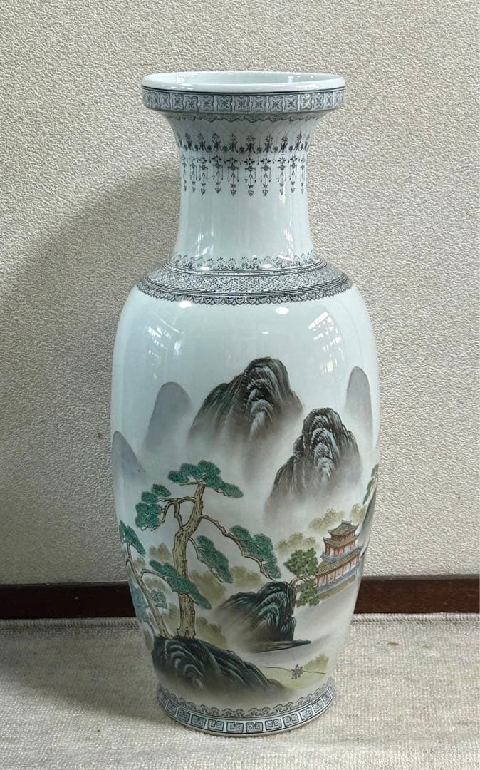 中国　景徳鎮製　山水　大瓶　送料込み0730