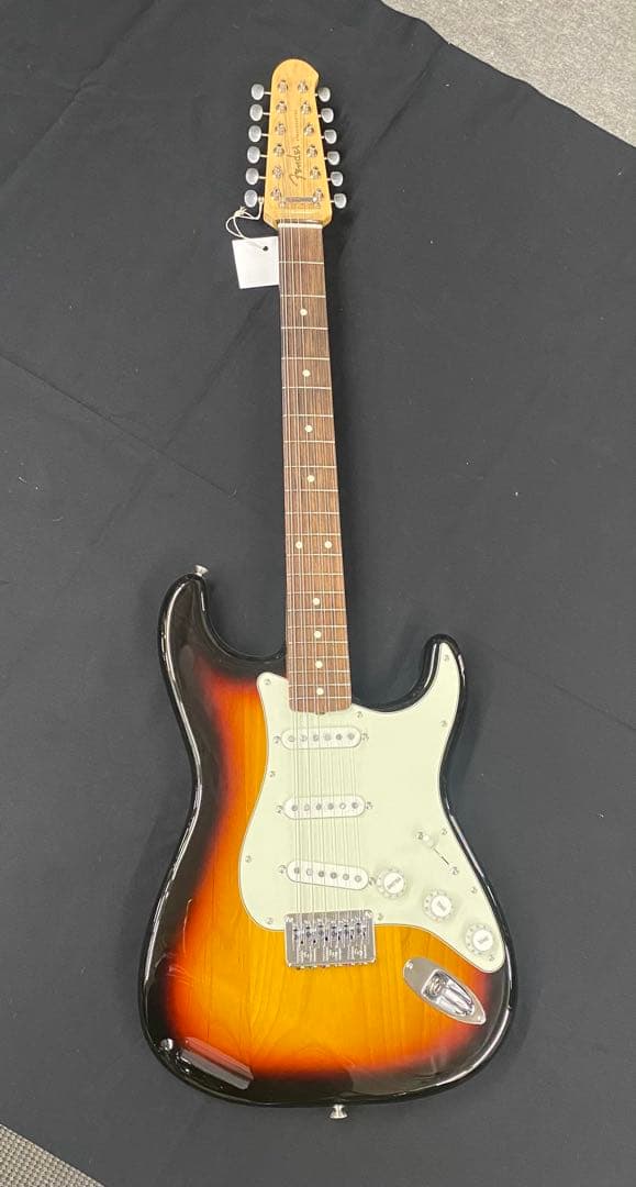 Fender 12弦ギターのストラト★ソフトケース付★