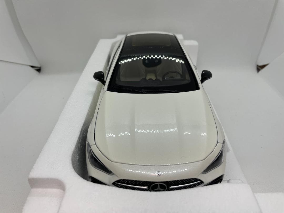 201-010 ノレブ 1/18 メルセデスベンツ CLE Coupe 2024