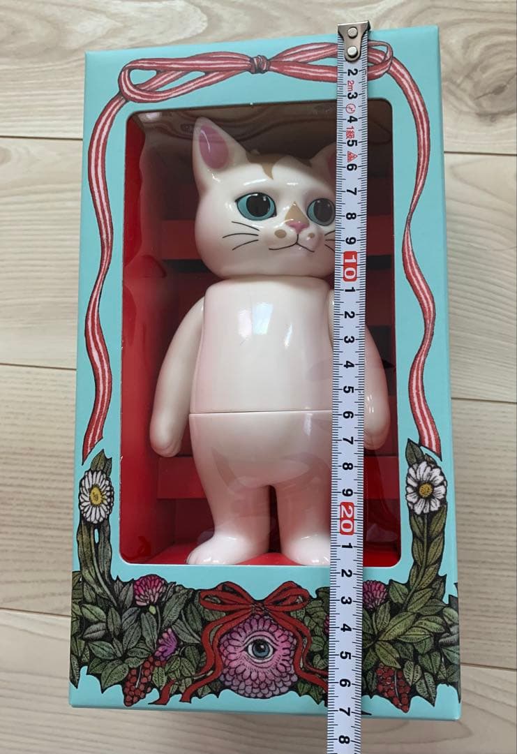 シ*ズ様 こはる　本屋のおねえさん　新品　ヒグチユウコ　猫フィギュア