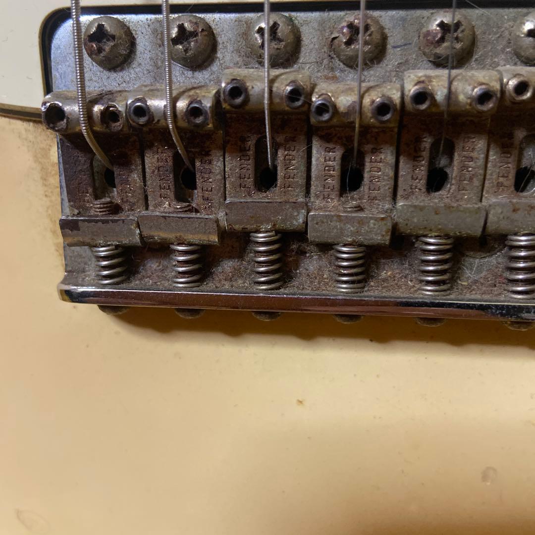 Fender Stratocaster st62-55 Aシリアル、ブリッジはE