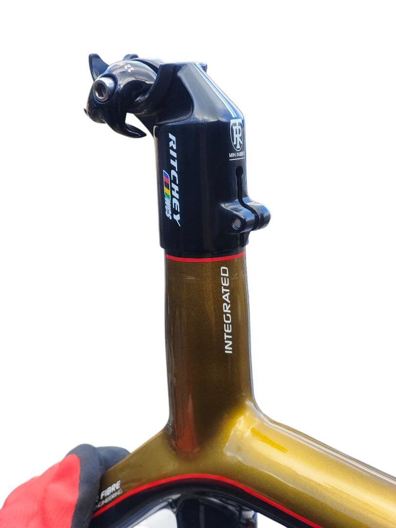 focus izalco extreme 2009モデル カーボンフレーム