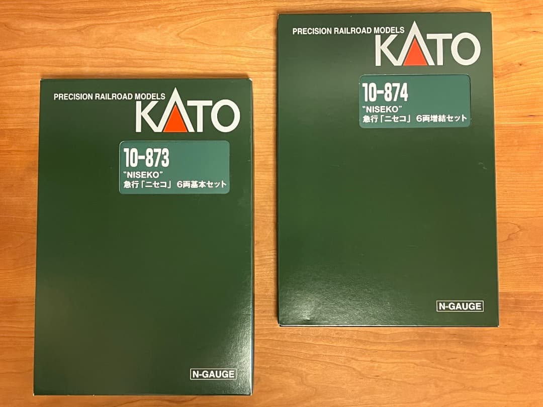 値下げ　KATO Nゲージ急行ニセコ セット ( C62 x 2＋客車12両 )