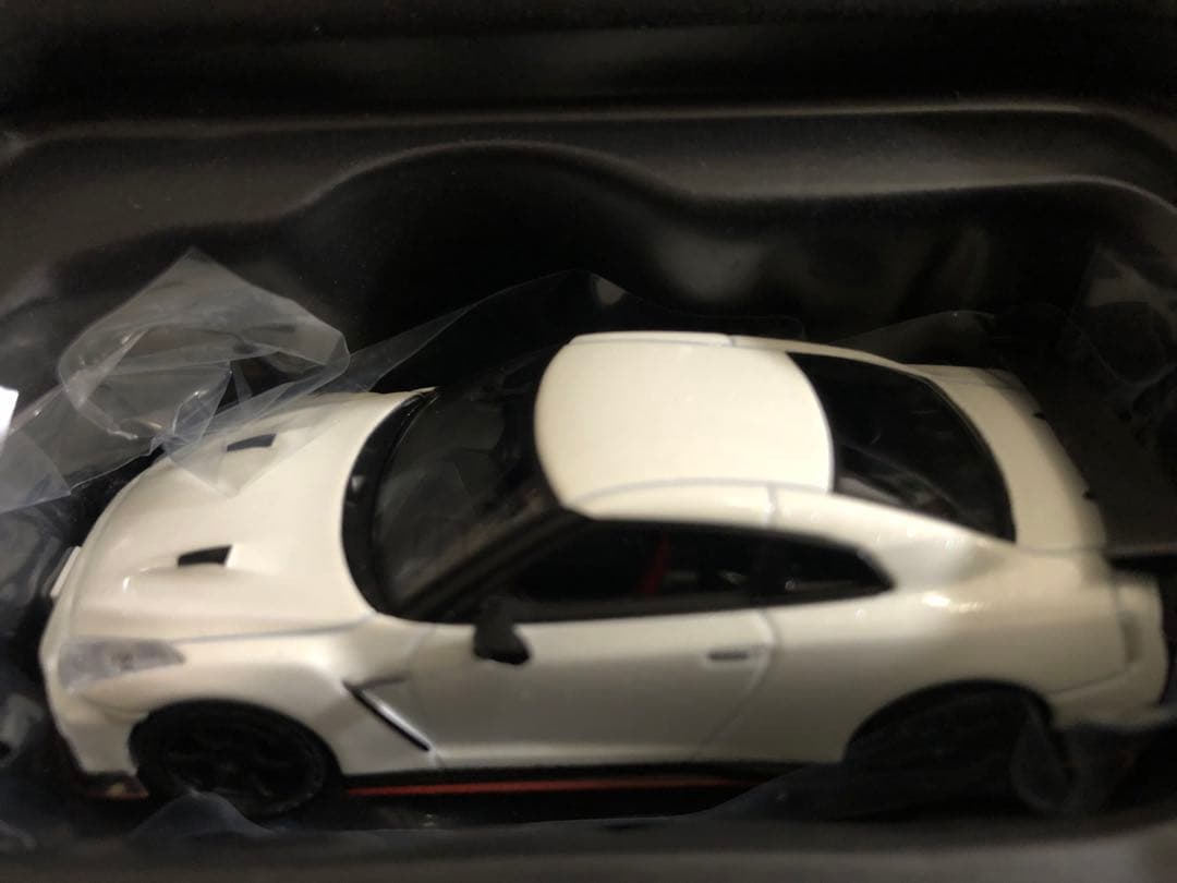 1/64 トミカリミテッドヴィンテージ ニッサン GT-R nismo 3台