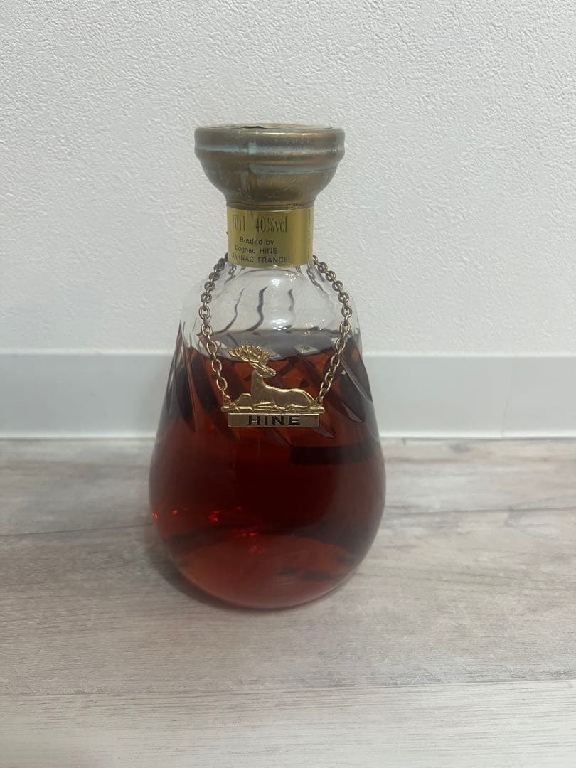 HINE ブランデー 琥珀色 ボトル