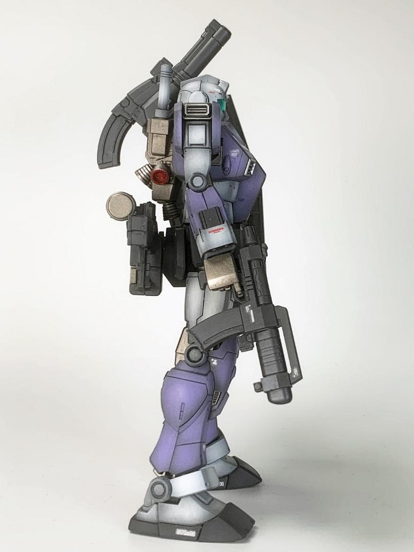 ジム(モロッコ戦線仕様)RGM-79 HG1/144 ガンプラ全塗装完成品