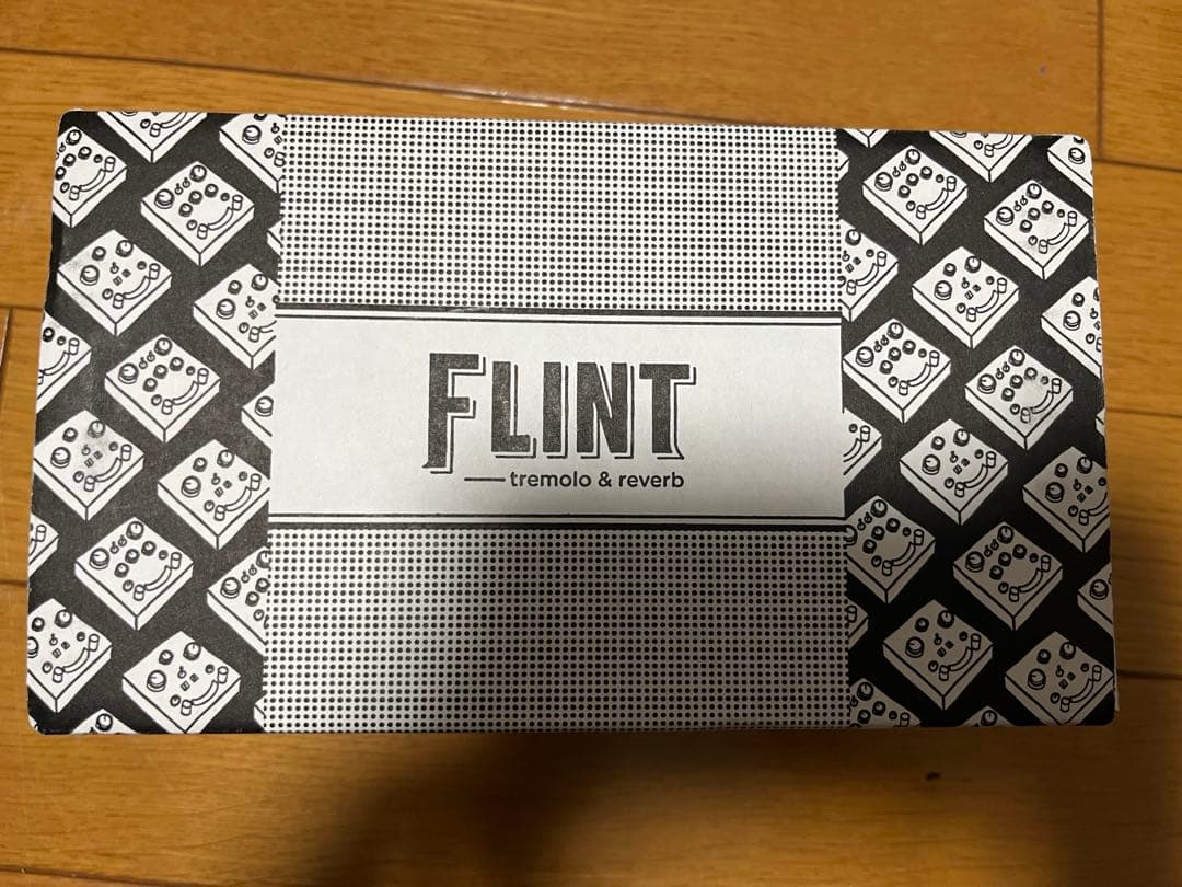 ギター strymon FLINT