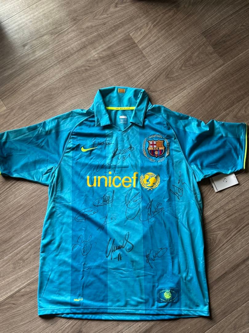 【2008〜2009シーズンFC Barcelona サイン入りユニフォーム】