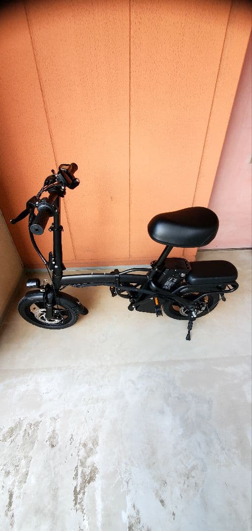 2025最新　折り畳み可EBIKE 400W48V10ah