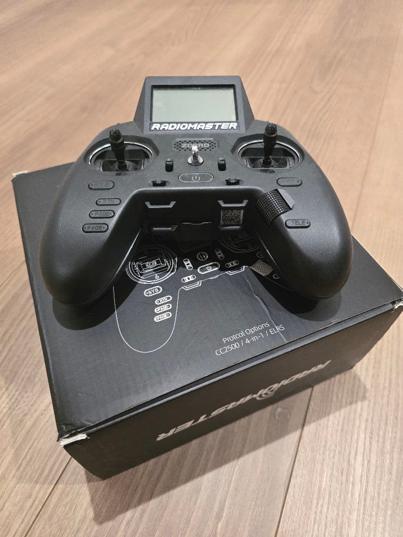 RADIOMASTER ZORRO ELRS 4-in-1 コントローラー