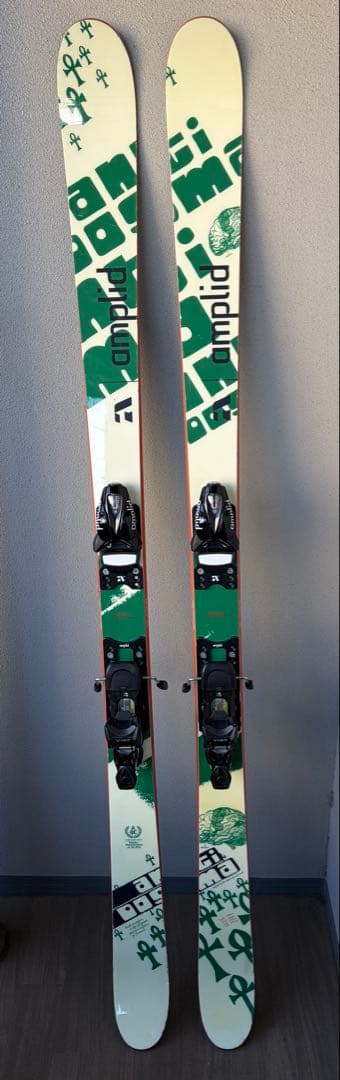 amplid antidogma ski フリースタイル オールラウド