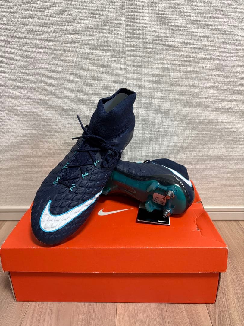 Nike ハイパーヴェノム　ファントム3 DF SGPRO