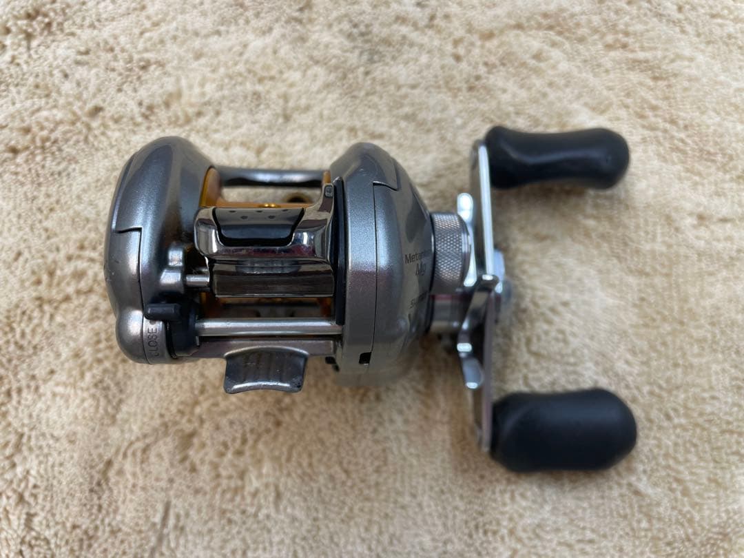 シマノ 07メタニウム Mg 右ハンドル