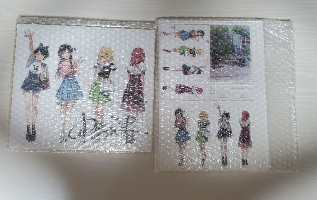 彼女、お借りします　クラウドファンディング　複製サイン入りカラー色紙 アクスタ