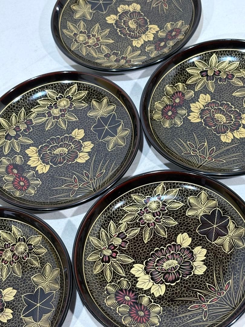 ①輪島塗　塗師 精斎 沈金師 満斎　草花刻菓子皿五客　美品　共箱　送料込