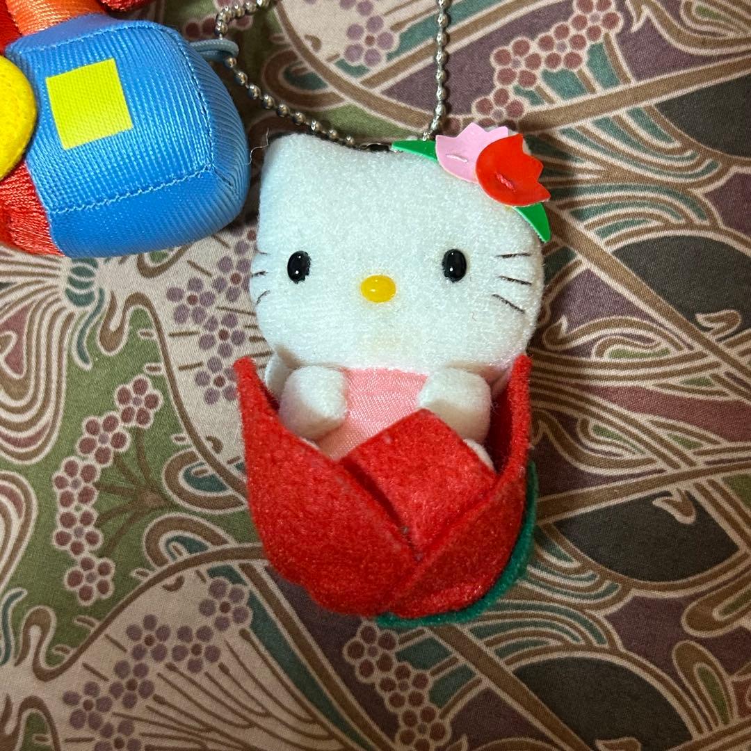【激レア】ハローキティ お花 チューリップ キーホルダー キティちゃん