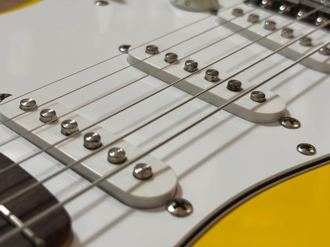 【ｓ.ｏ.2 】Squier FSR Affinity Strat