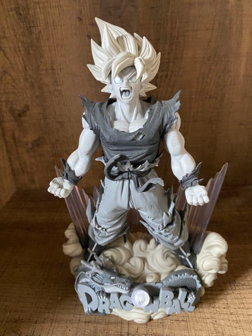 ドラゴンボール SMSD 04 D賞 白黒トーン彩色 超サイヤ人 孫悟空SMSP