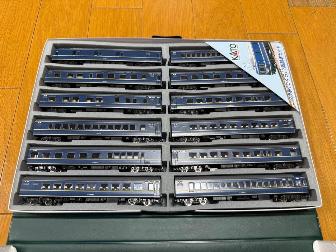 KATO 20系 さくら 編成 7両基本セット＋5両の12両セット10-367