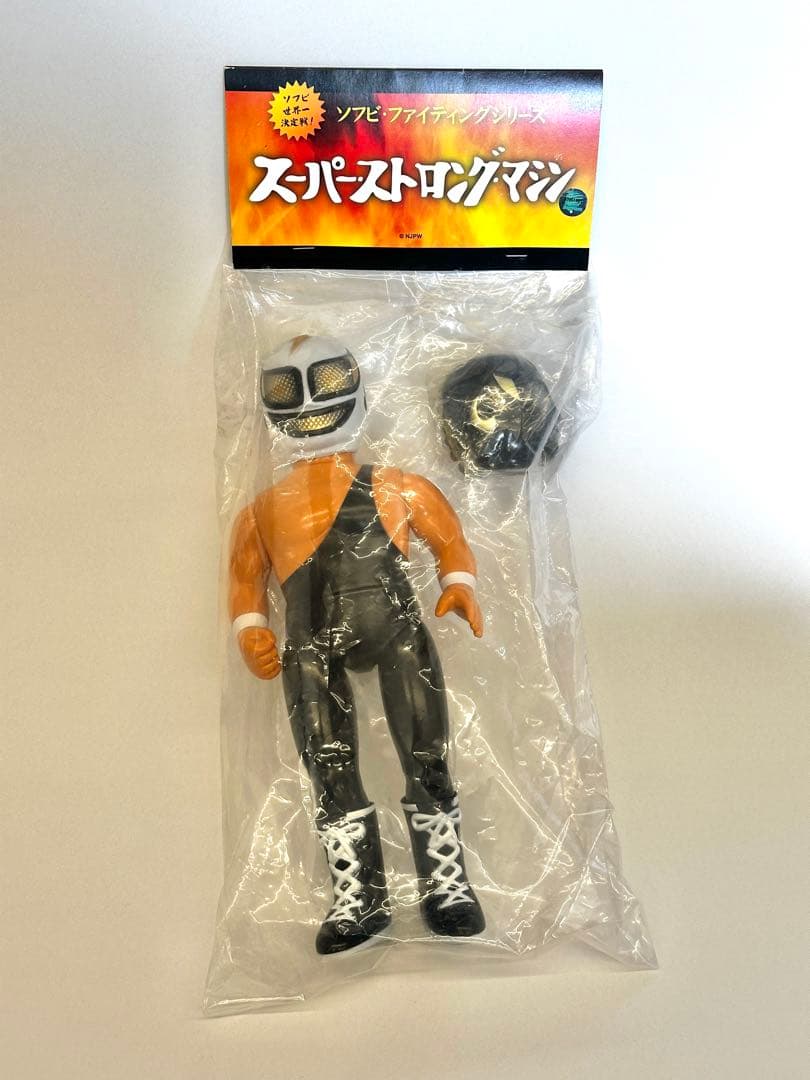 メディコム・トイ ソフビ・ファイティングシリーズ スーパーストロングマシン