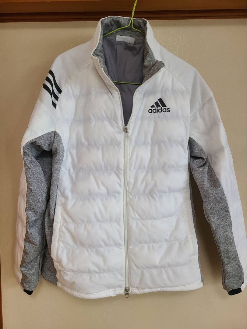 adidas ダウンジャケット ホワイト
