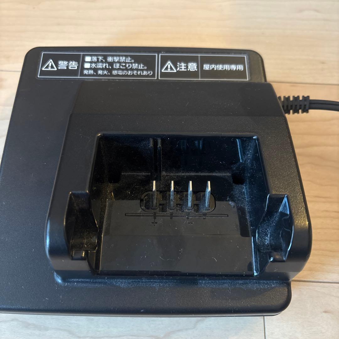 Panasonic 品番NKJ07422充電器